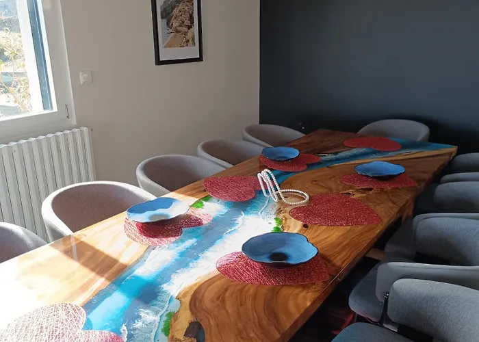 Вилла L Eveil Des Sens Romantique Blanzat